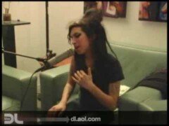 The DL – Amy Winehouse ‘Valerie’ Live