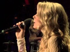 LeAnn Rimes Performs “The Rose”  with The Gay Men’s Chorus of Los Angeles